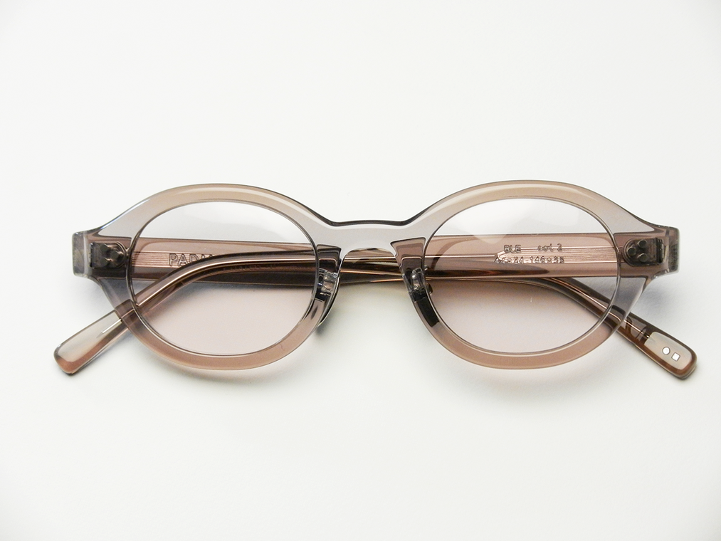 PADMA IMAGE（パドマイメージ）最新モデル「BLE」カラーteak grayの画像。