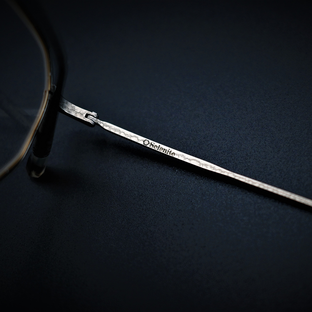 Selenite Eyewear（セレナイト　アイウェア）　メタルフレームのイメージ画像