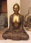 sculpture femme sein dénudé