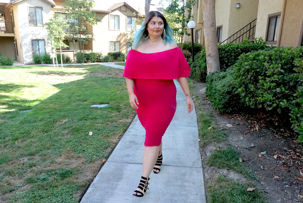 BLOG MODE GRANDE TAILLE CHICWITHCURVES LOS ANGELES MARSEILLE FRANCE ROBE MOULANTE LOVESICK