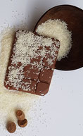 tablette 70g au chocolat au lait 37% de cacao pure origine Republique Dominicaine à la noix de coco et noix de muscade