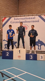 von links Alef Izet