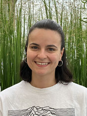 Deborah Kolb, spezialisiert auf Tiergestützte Therapie Kinder-Jugend-Ergotherapie Stein am Rhein & Berlingen, Hausbesuche