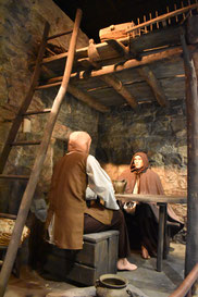 Reconstitution intérieur d'une maison médiévale à Hautpoul