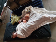 Kamperen in eigen huis tijdens de hittegolf