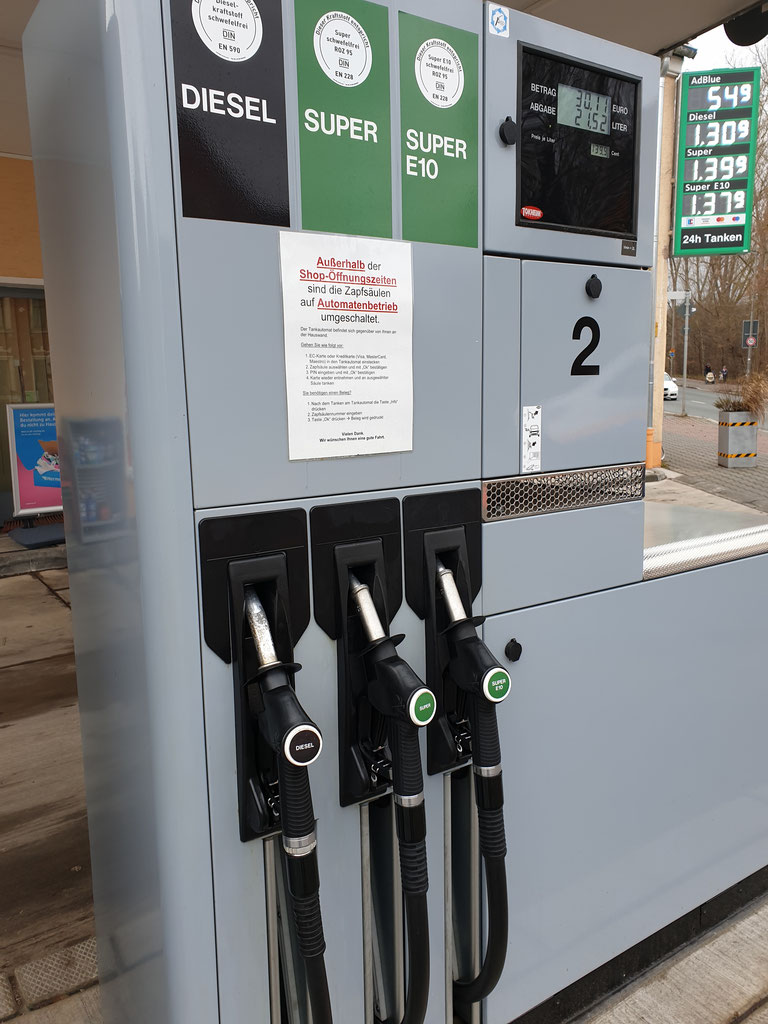 Adblue Zusatz für Diesel Fahrzeuge in Bayern - Landshut, Ersatz- &  Reparaturteile