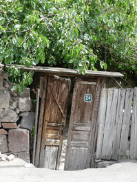 Alter Hauseingang in Kond, Yerevan, Armenien