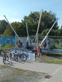 Bungee-Trampolin, Quattro-High-Jump mieten