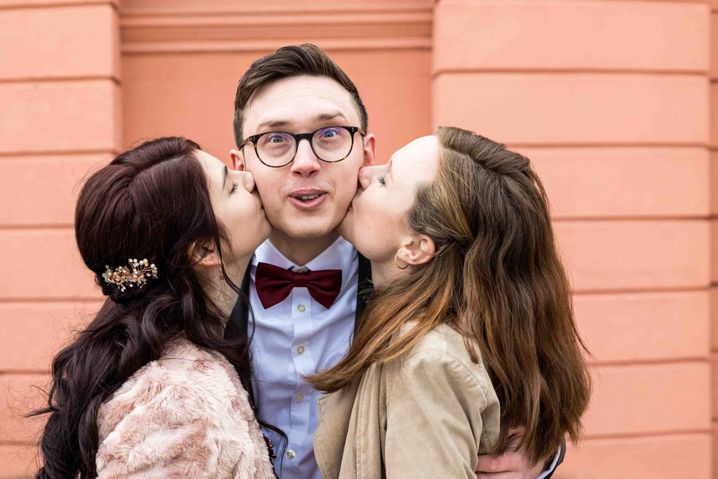 Gruppenbild mit Schwester vom Bräutigam