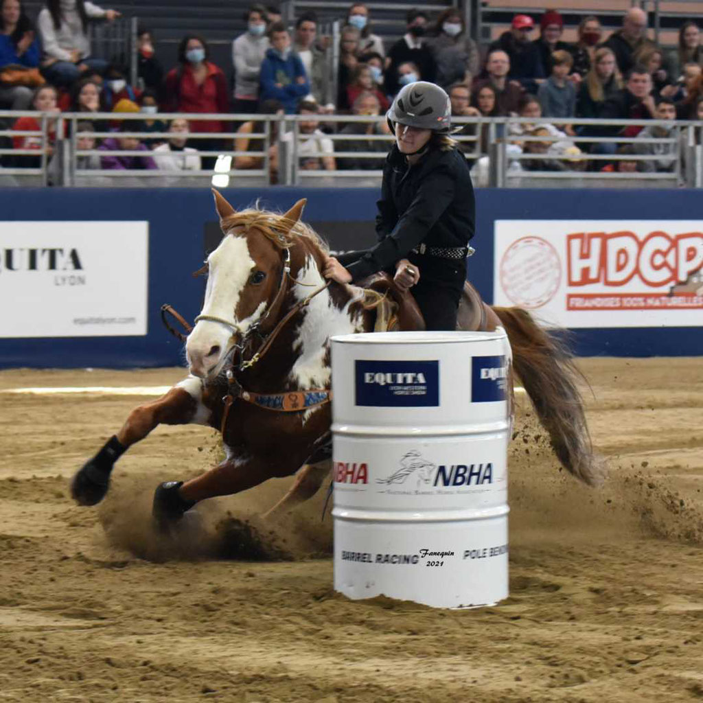 Salon du cheval de Lyon "EQUITA-LYON" 2021 - Concours international de BARREL - Louna OROSCO