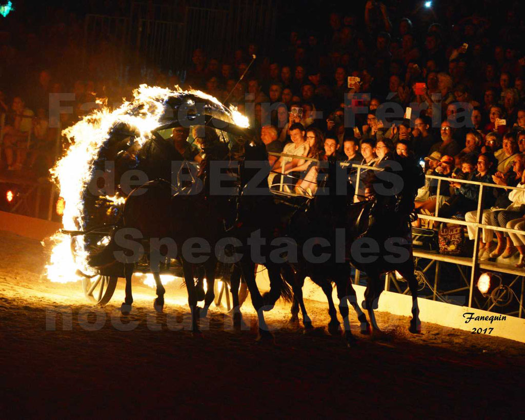 "Nuits Équestres" - Féria de BEZIERS 2017 - "Boule de feu" tirée par 4 chevaux de champs