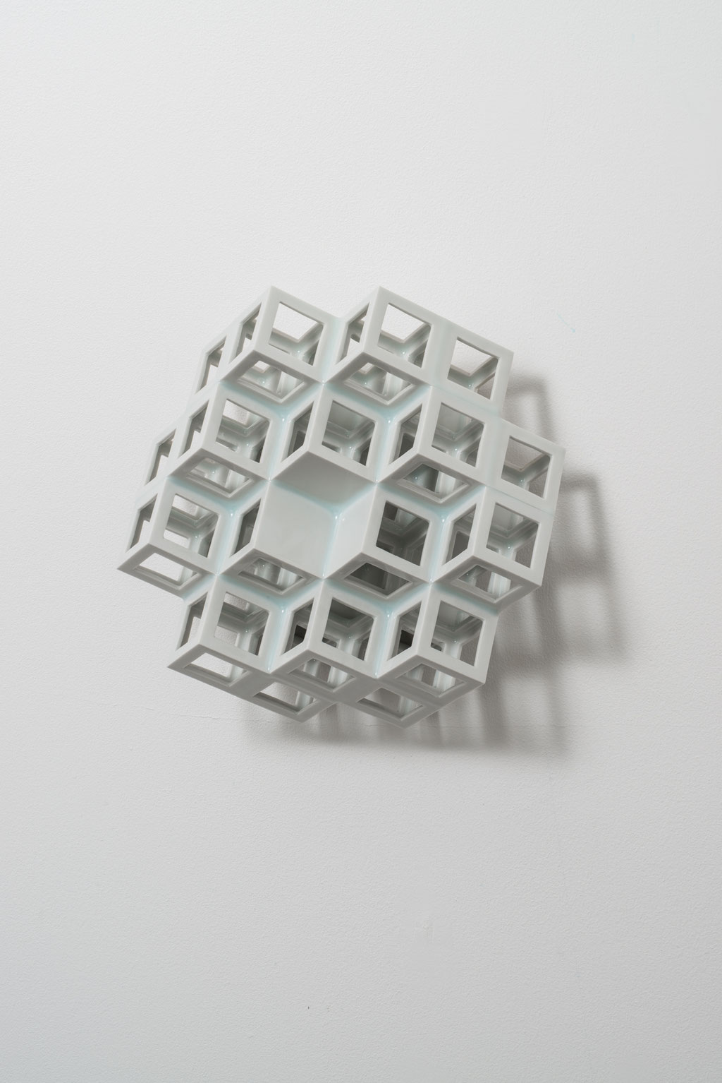 Lattice receptacle‐Monocrystal 3, 2014, Porcelain, h.25.5×w.25.5×d.11cm