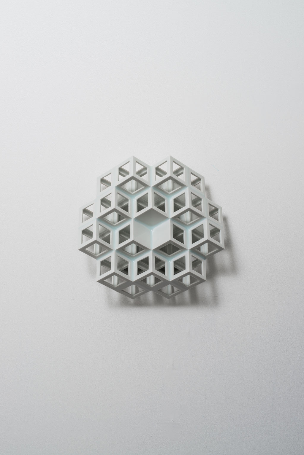 Lattice receptacle‐Monocrystal 3, 2014, Porcelain, h.25.5×w.25.5×d.11cm