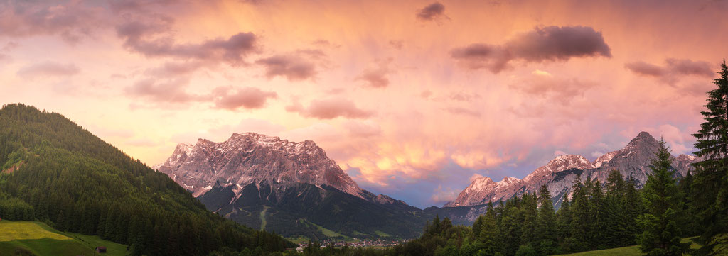Zugspitze Blick Richtung Ehrwald