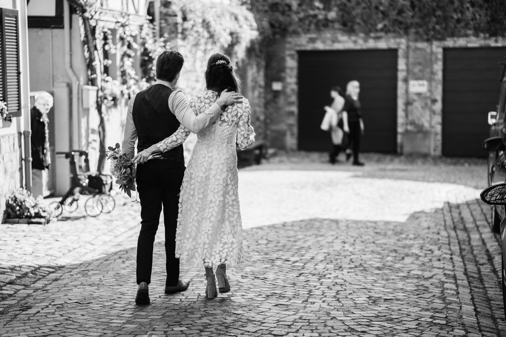 Hochzeitsfotografin Idstein, Brautpaar Portraits Eltville