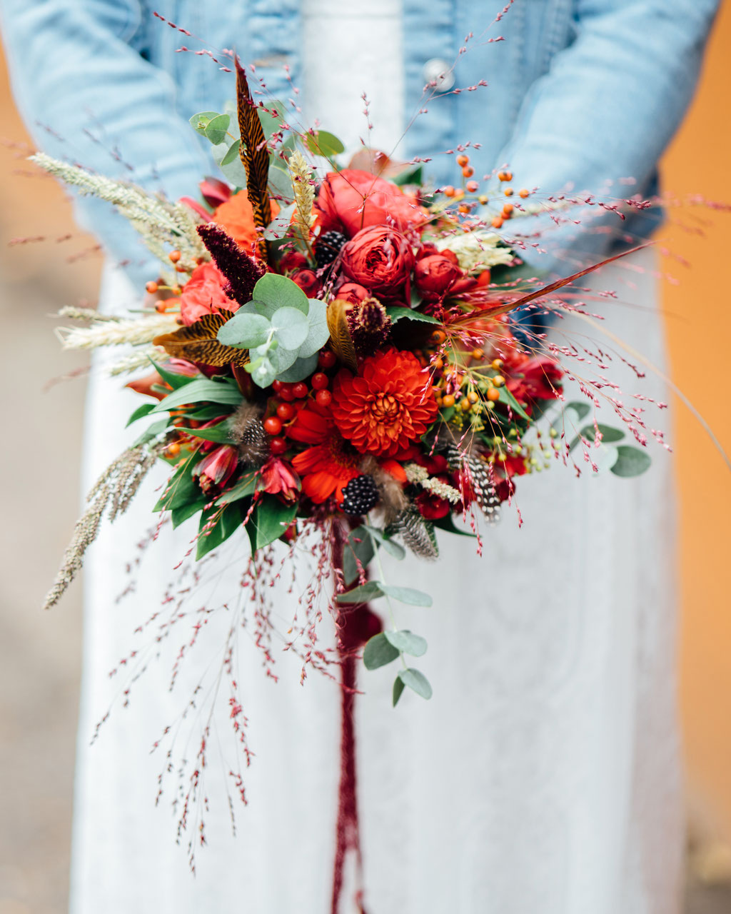 Blumen, Blumenstrauß, Hochzeit, Freie Trauung, Hubertushütte, Lentschik, Hochzeitsfotografin Rheingau, Wiesbaden