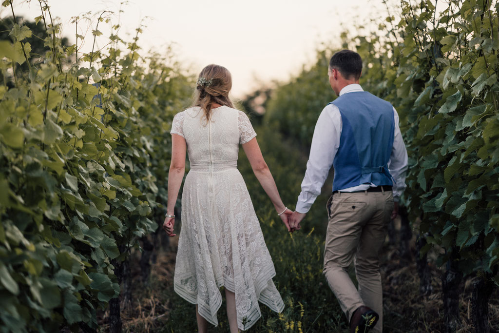lentschik, hochzeitsfotografin eltville, Rheingau, brautpaar, weinberge, weinliebe, riesling