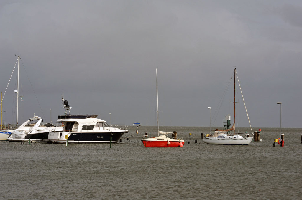 Wasser rundum