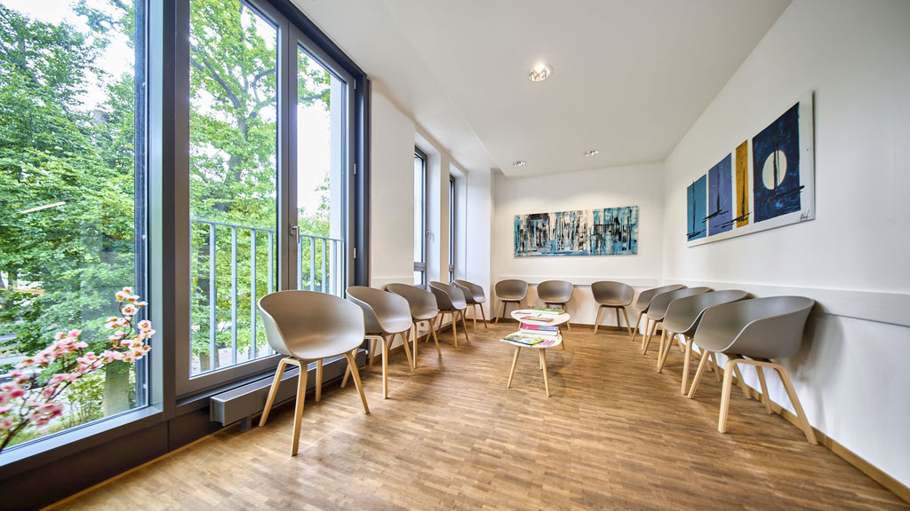 waiting room - hernienzentrum.berlin