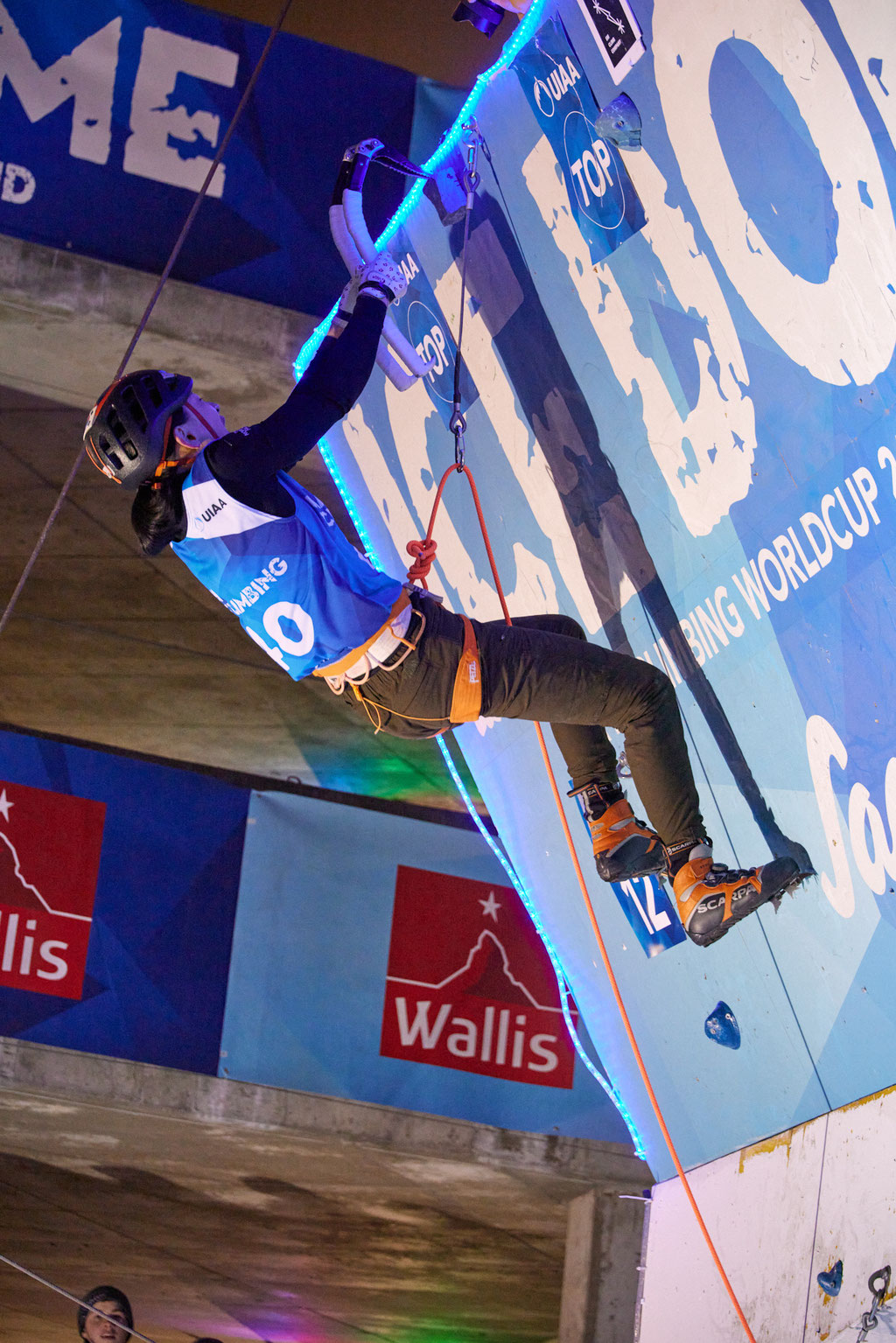 winner female Woonseon SHIN  reaches the Top