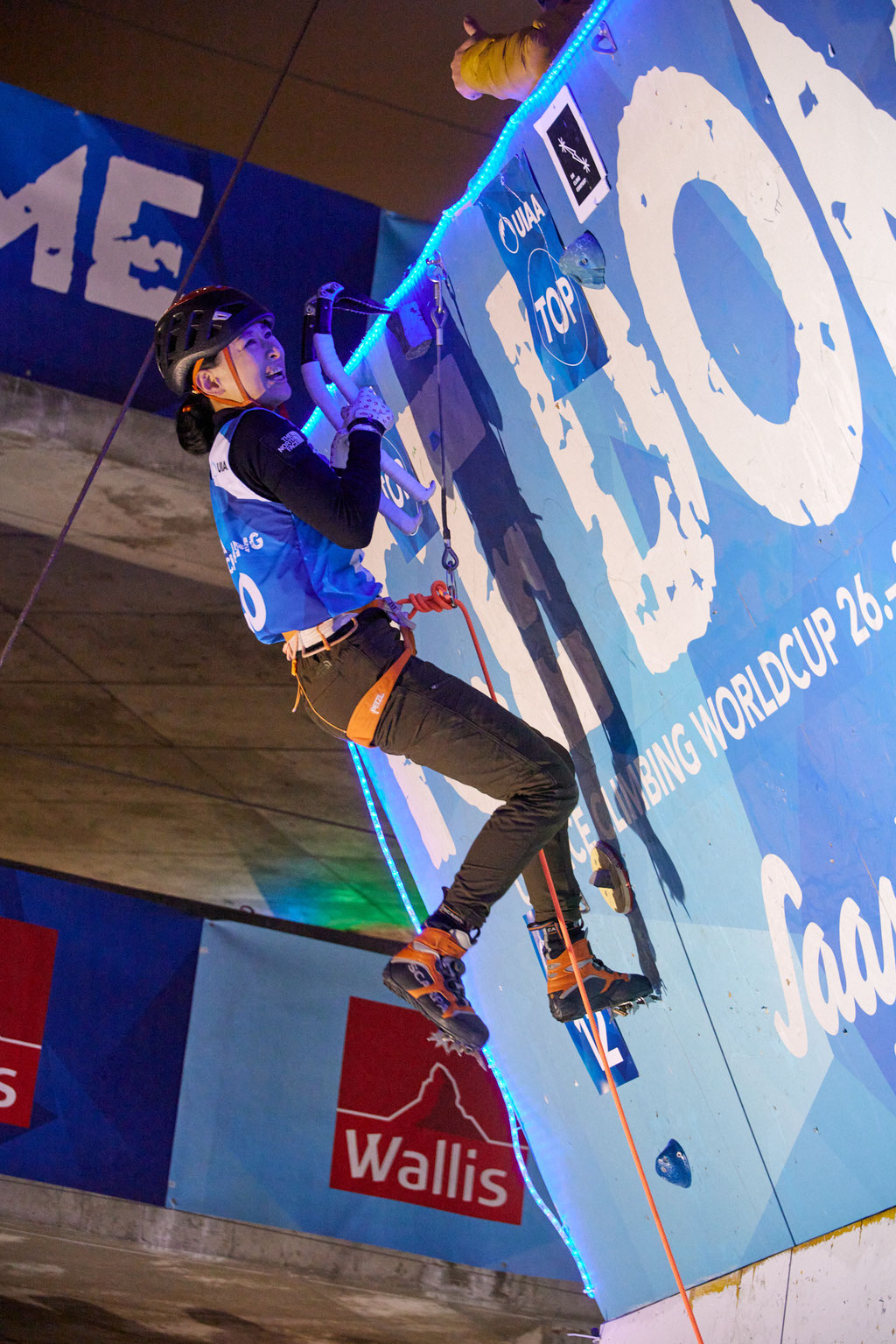 winner female Woonseon SHIN  reaches the Top