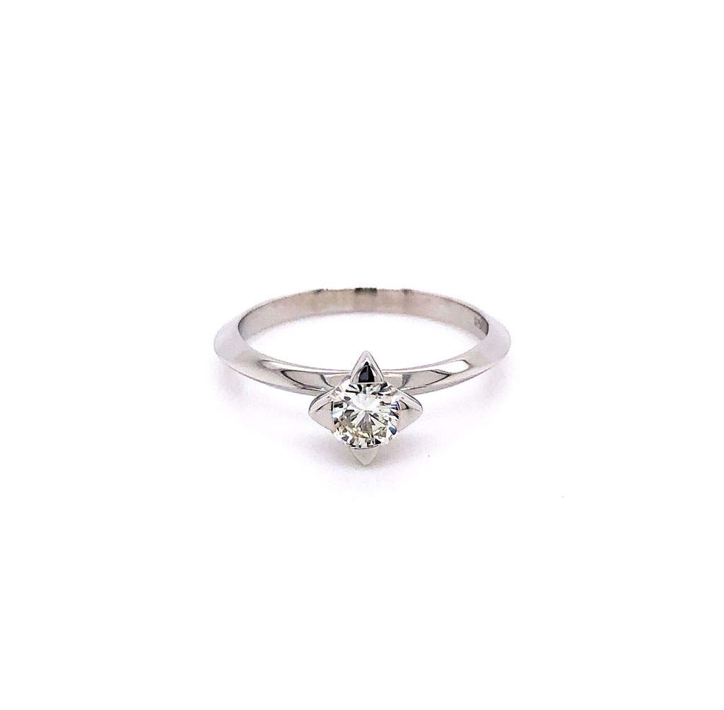 Verlobungsring, 0,43 carat Diamant H/vs2, 950 Platin, 2.160 Euro