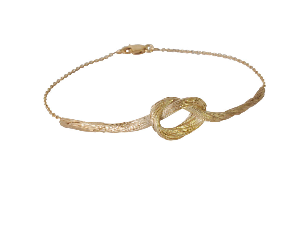 Armkette aus abgeformtem Pferdehaar, aus 14 karat Rotgold,  !Abverkauf! dieses Produkt gibt es nur noch solange der Vorrat reicht!