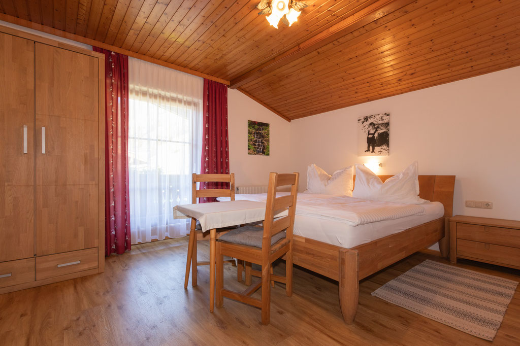Gemütliches Schlafzimmer - Haus Neudegger Großarl