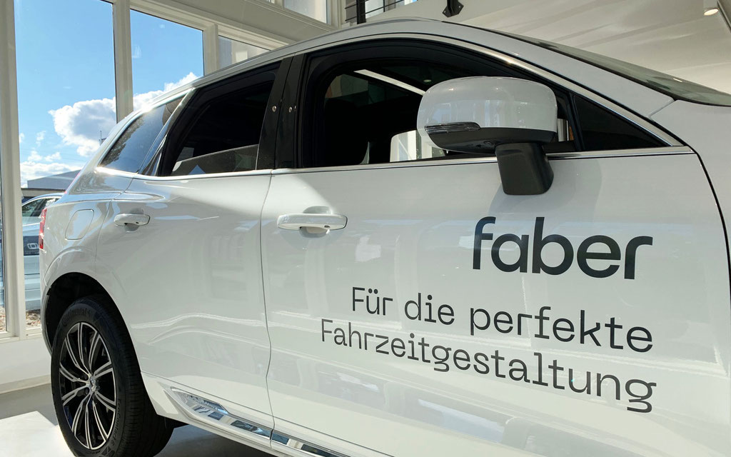 Fahrzeugschriftungen für die Vorführwagen des Autohaus FABER in Würzburg (© WÖRLE medien, Werbetechnik Würzburg)