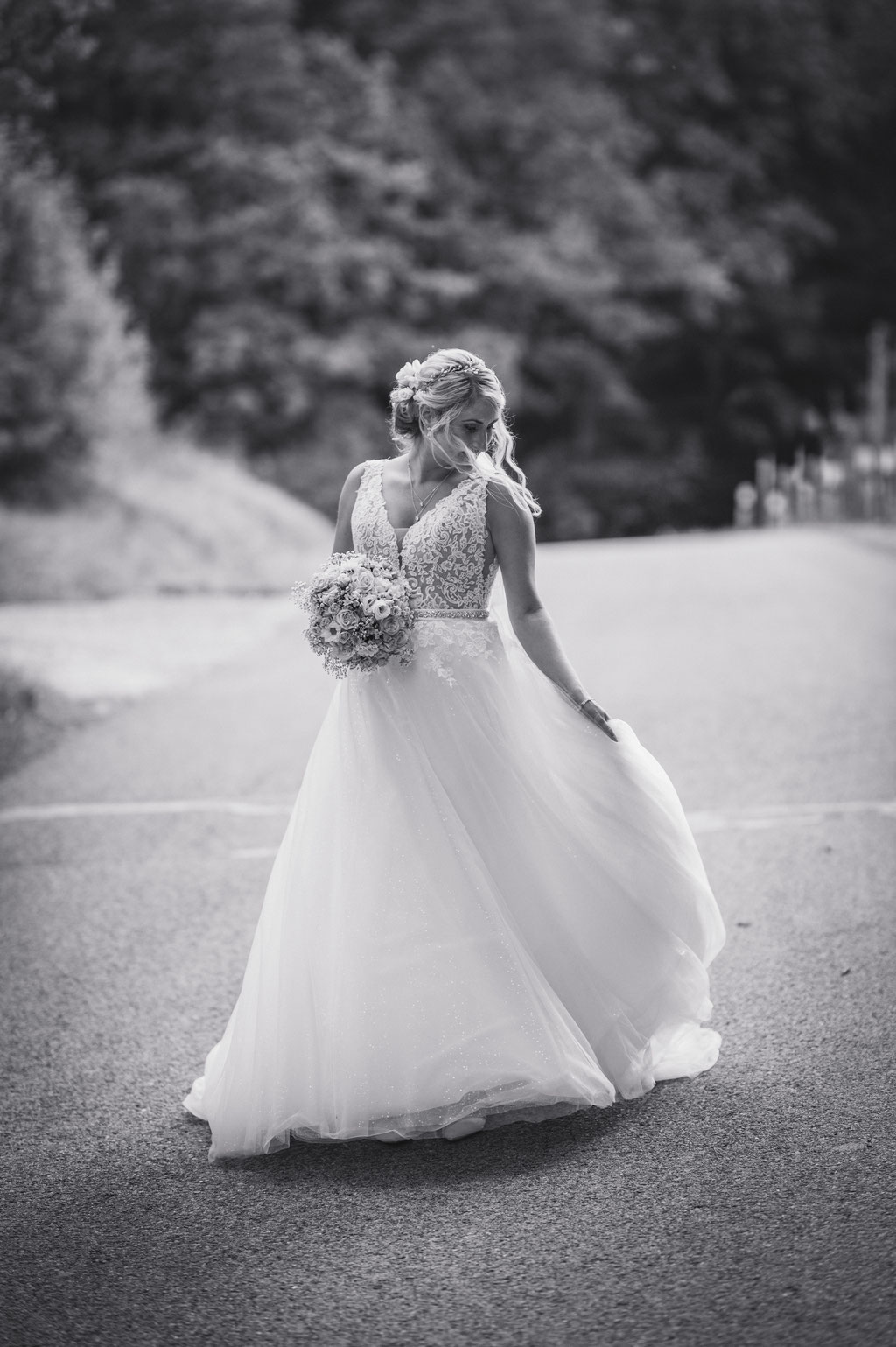 die Braut und ihr Kleid