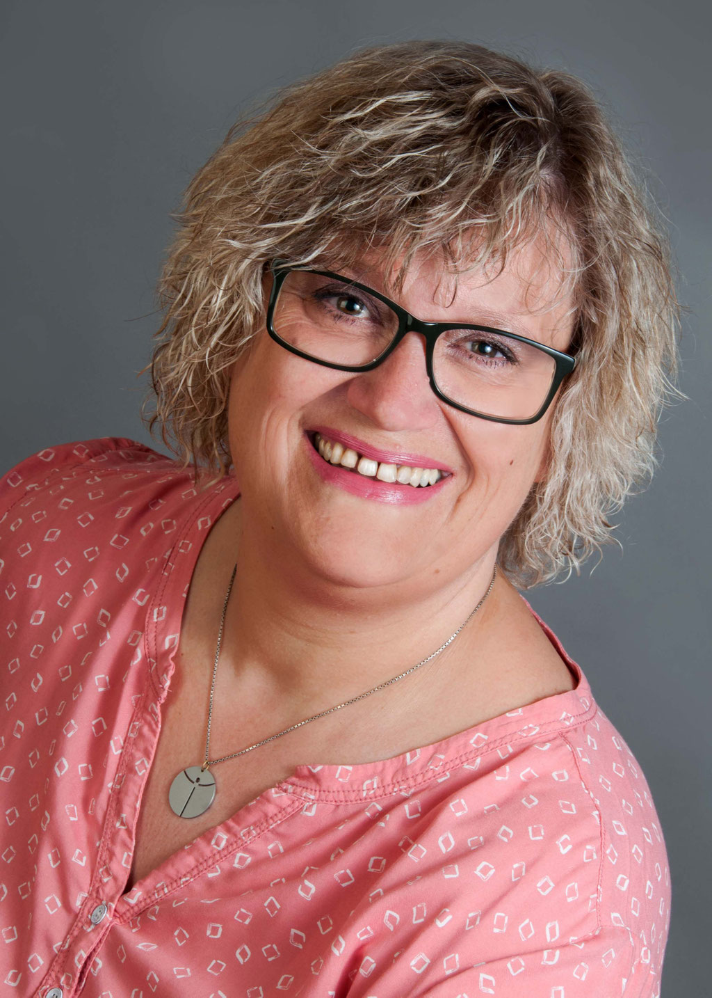 Bewerbung ansprechende Bewerbungsbilder Fotograf Bewerbungsbilder Pfalzgrafenweiler Altensteig und Umgebung 