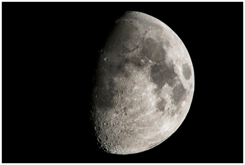 Mond - 03.10.2014 / Moon - 03.10.2014