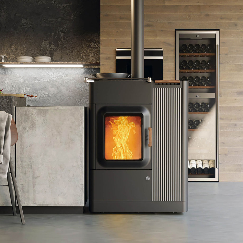 Poêle mixte à bois et à granulés feu cuisine