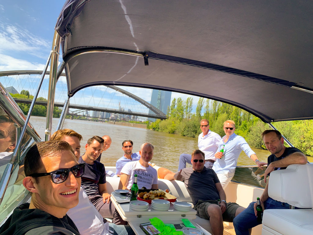 Teamevent mit der Itama "Dolce Vita" Yacht Tour 