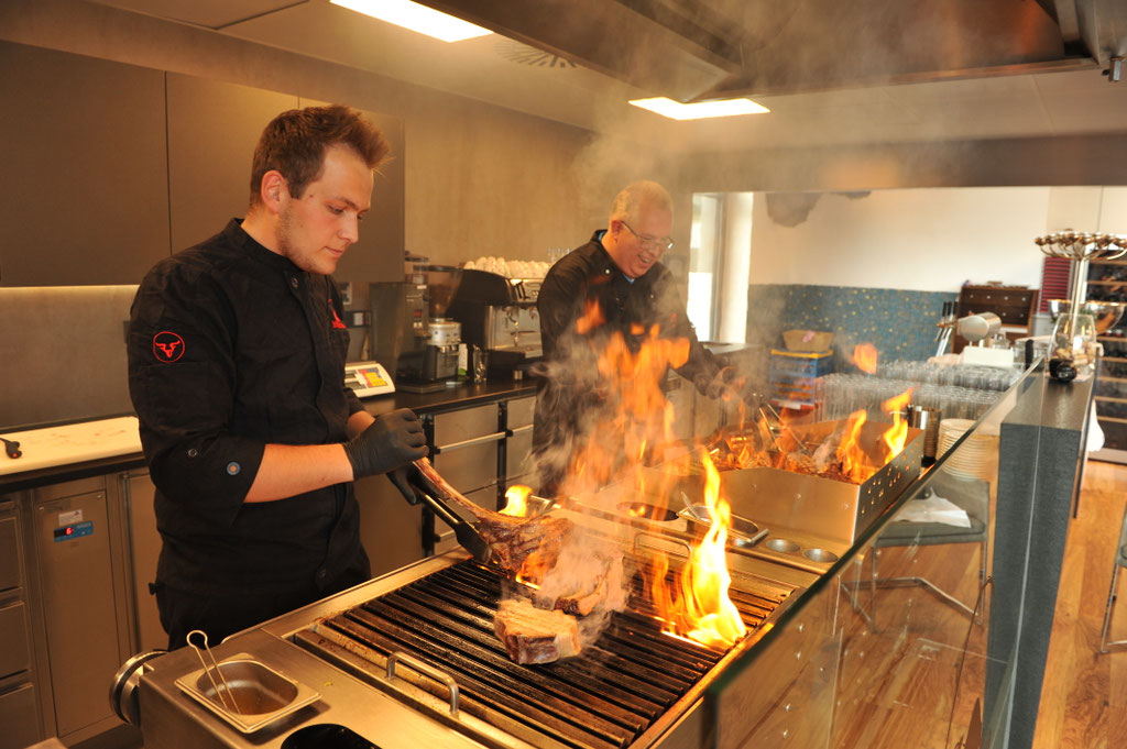 Buffalo Steakhouse FN buffalosteakhousefn