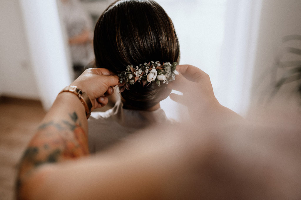 Haarstyling für die Braut in Dachau