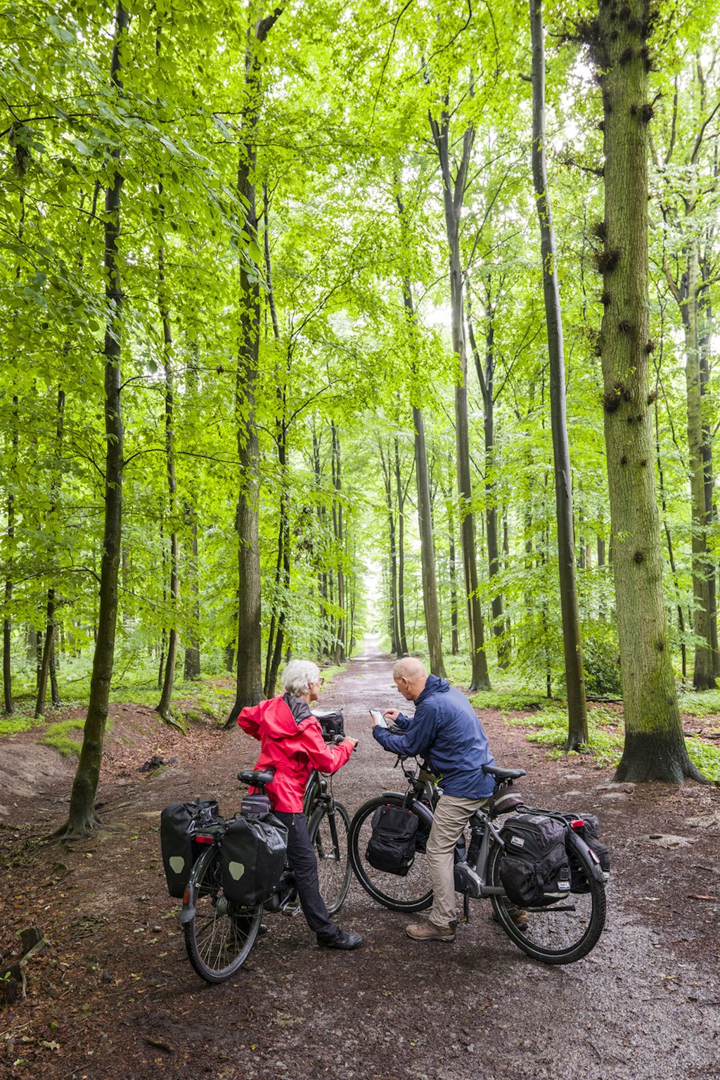 Authentic pictures for the cycling & tourism industry © François Struzik - simply human