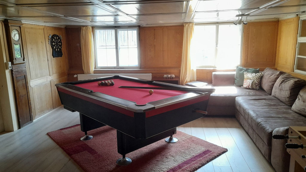 Spieleraum / Billiard im Erdgeschoß