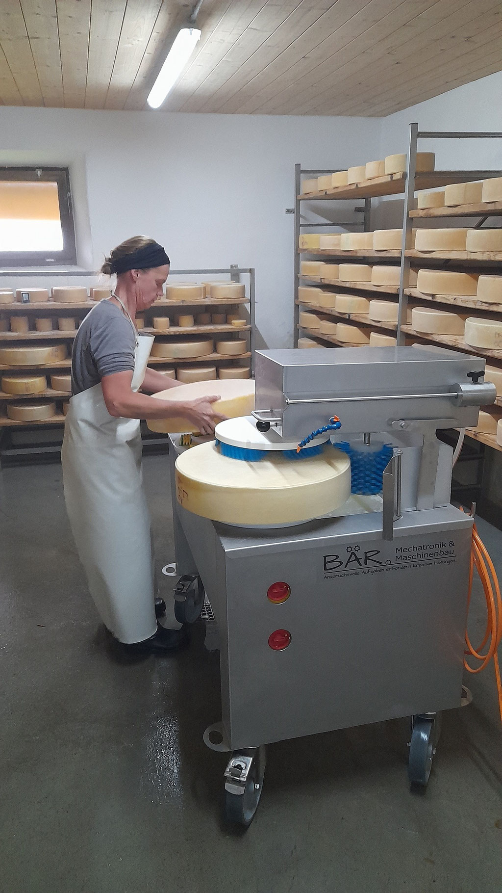 Käsepflegemaschine Vorführgerät