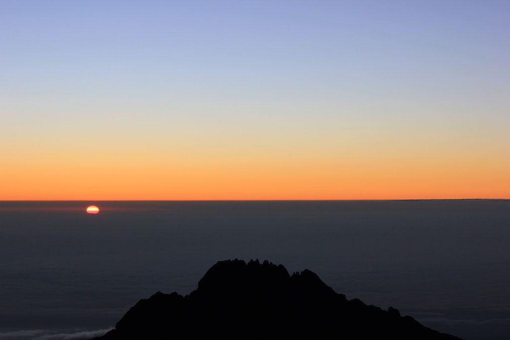 Stella Point Sunrise - Kilimanjaro Company
