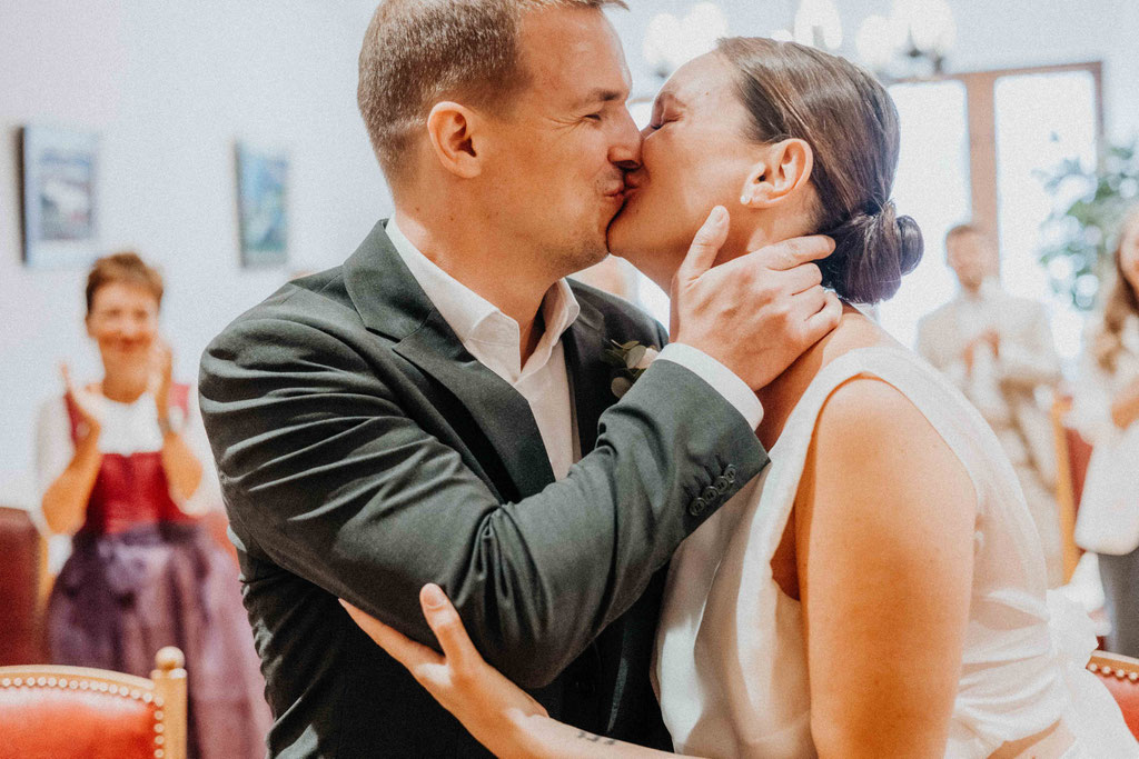 dein hochzeitsfotograf im standesamt murnau - kommando kunst