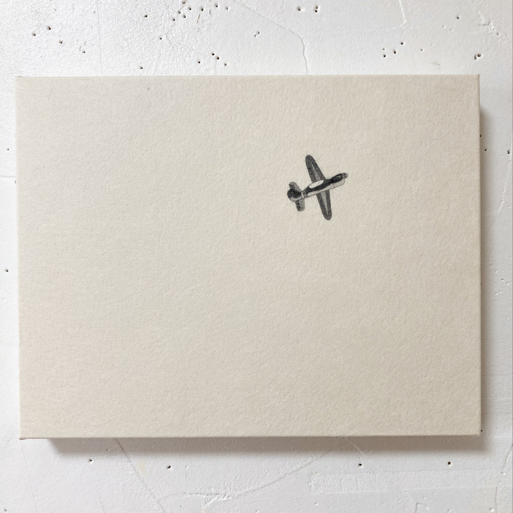 Airplane Guy / ヒコーキ野郎　pencil on paper, panel　140×180mm（F0）2024