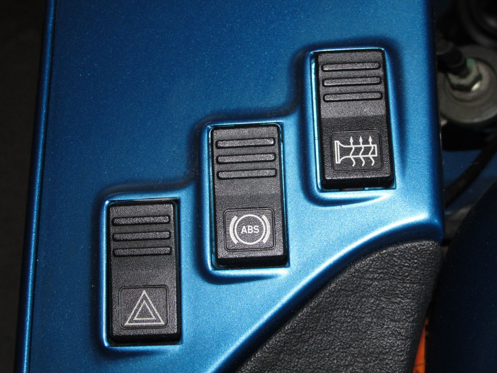 ABS + hazard lights + handlebars heating