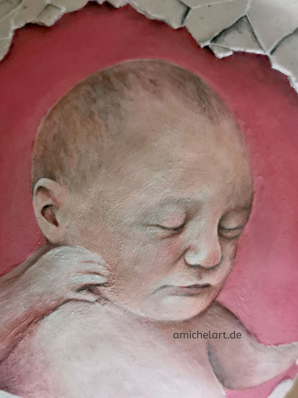 Bemalung des Gibsabdrucks eines Babybauchs - Acrylfarbe, 2022