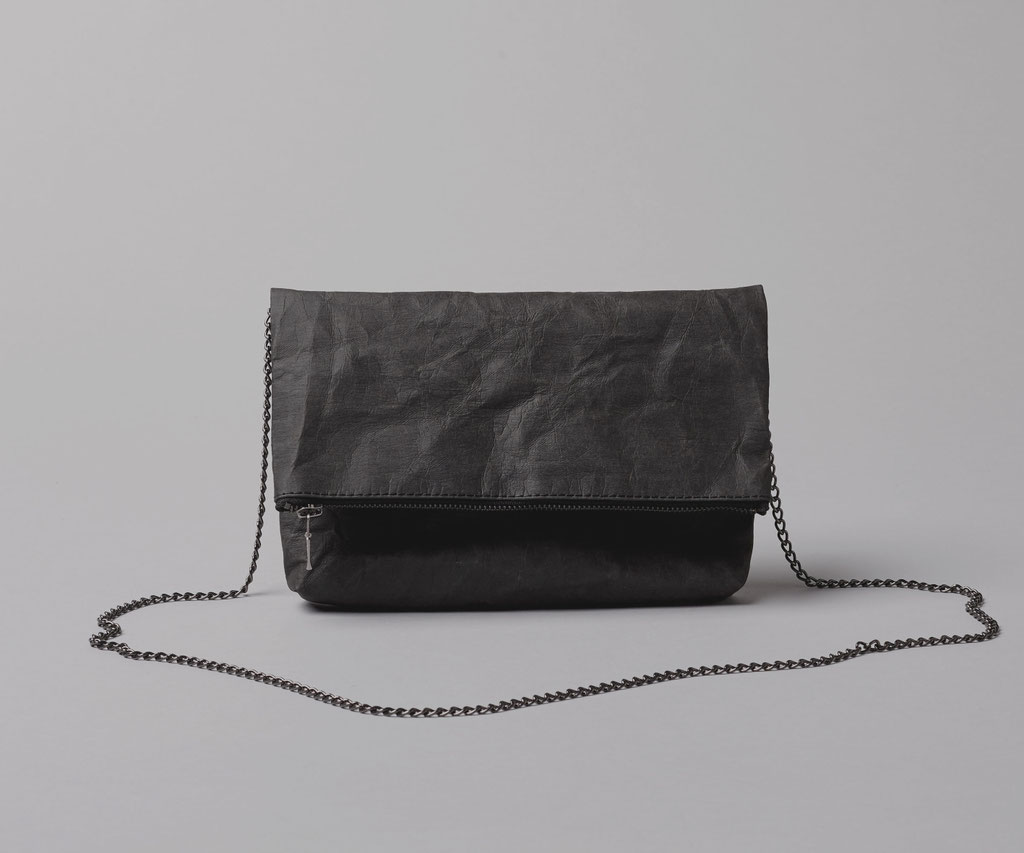 Folded clutch black