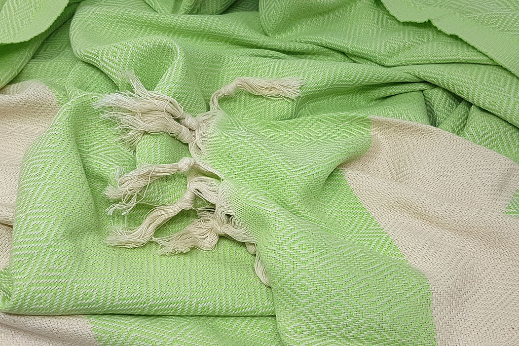 Grasgrün