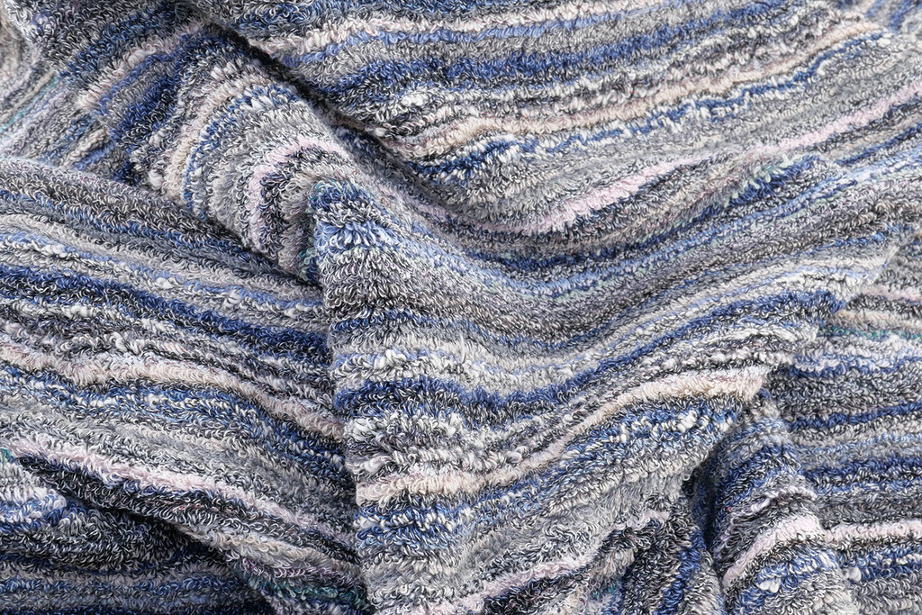 Gestreift: Grau / Blau