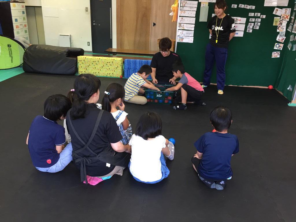 カゴ玉入れ 放課後等デイサービスくまさん