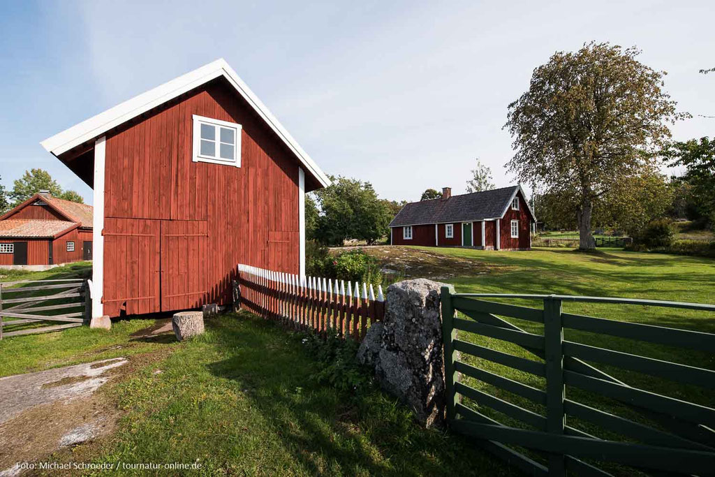 Alter Bauernhof im Kulturreservat Öna in Östergotland.