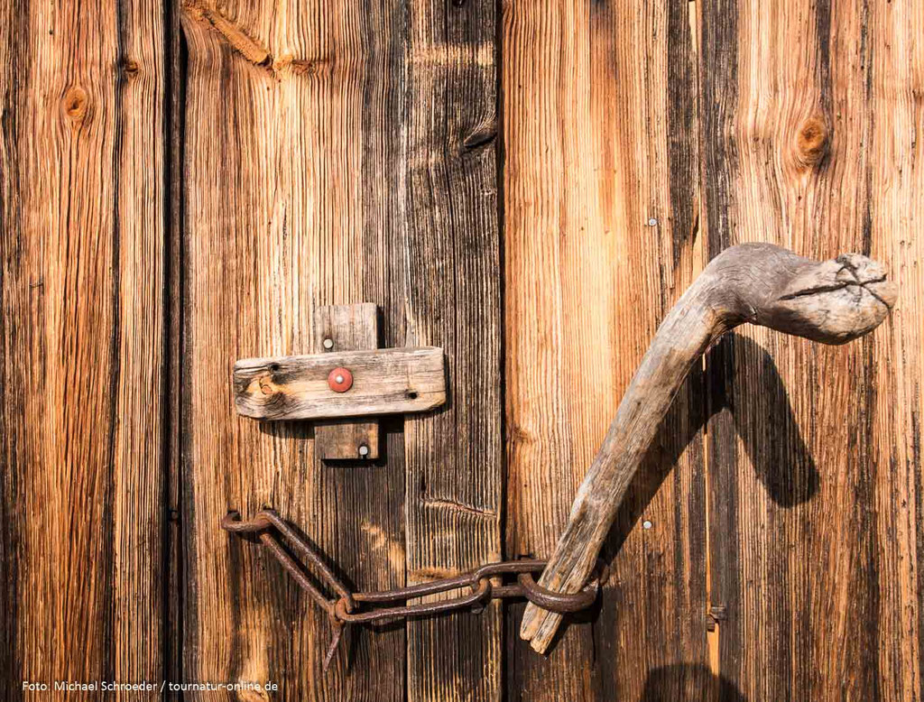 vieles wurde aus Holz gearbeitet